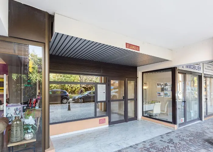 Saint James-12 By Interhome *