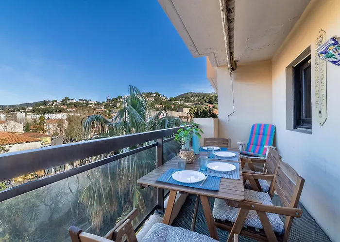 Saint James-12 By Interhome