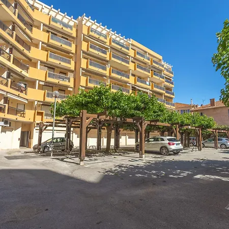 Apartment Saint James-12 By Interhome