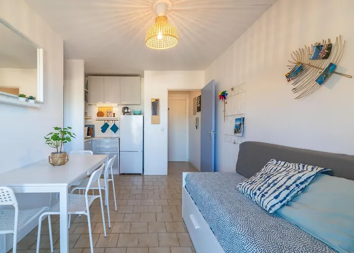 Saint James-12 By Interhome * Le Lavandou